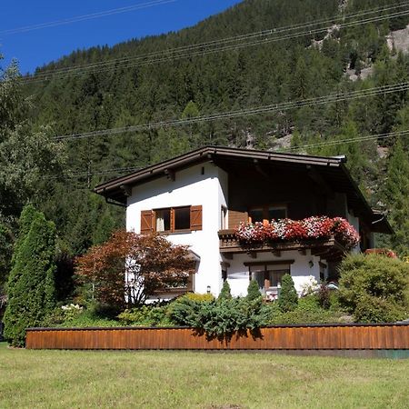 Landhaus Zauser Санкт-Антон-ам-Арльберг Экстерьер фото