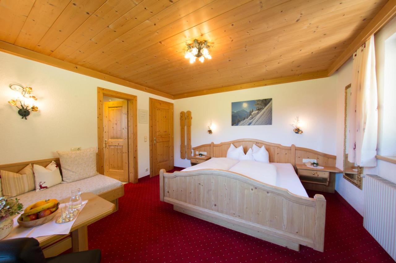 Landhaus Zauser Санкт-Антон-ам-Арльберг Экстерьер фото